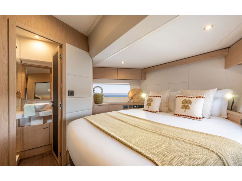 BENETEAU Swift Trawler 54